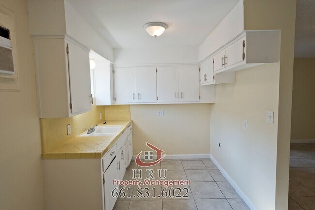 Photo - 126 Wilson Ave Unidad #B