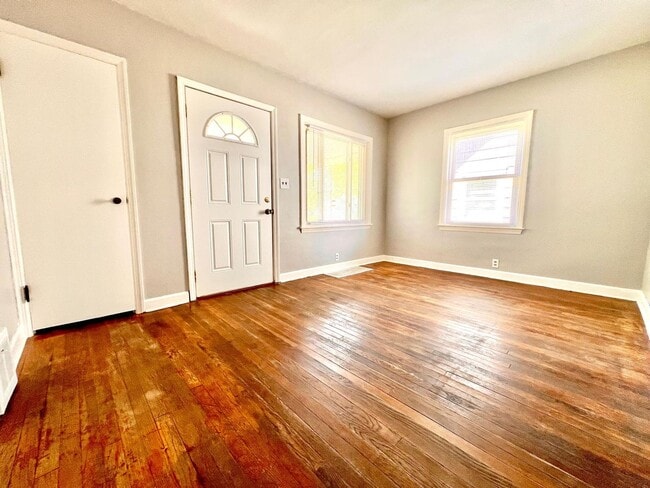 Photo - 1654 O Brien St