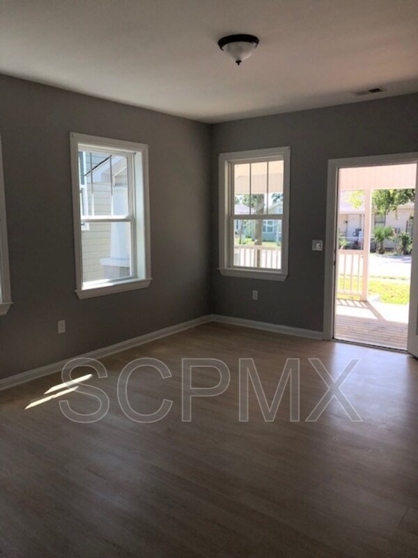 Photo - 1814 Dayton St