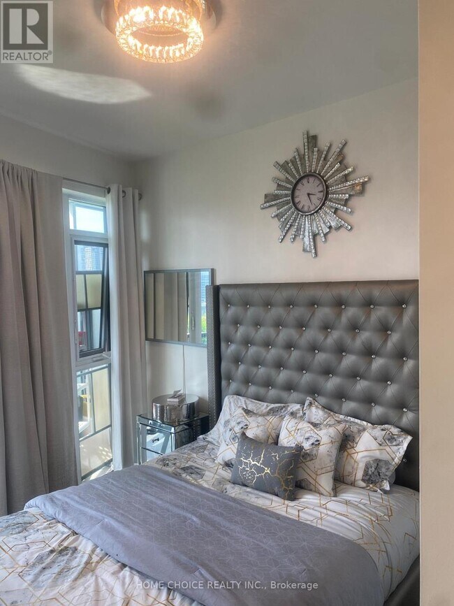 Photo - 30 Ordnance St Unité 701