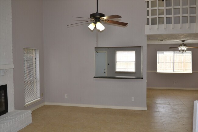 Photo - 12023 Woolford Dr