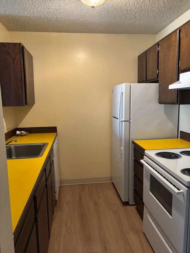 Photo - 1 Bedroom Condo close to Washington Square with seasonal outdoor pool