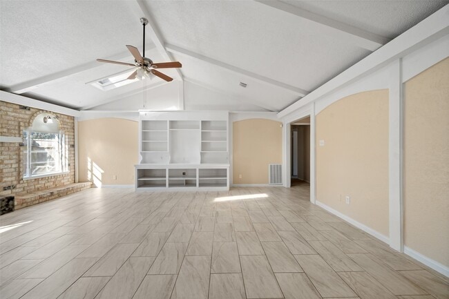 Photo - 19218 Enchanted Oaks Dr