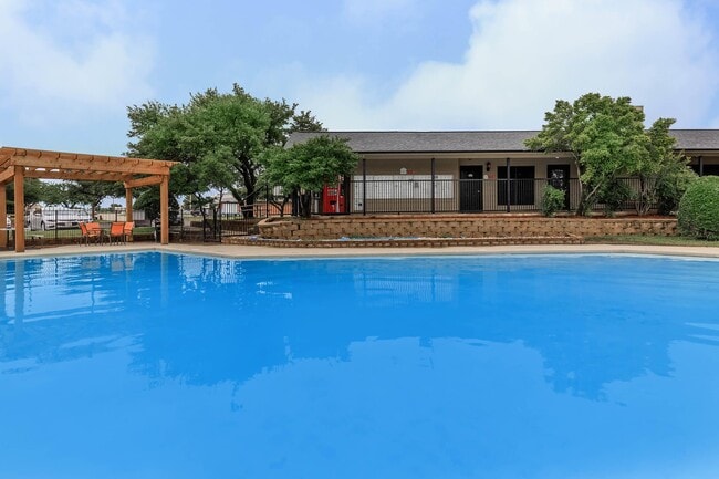 Photo - Country Place Apartments
