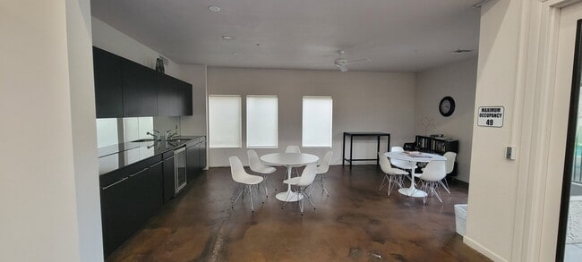 Clubhouse - 1295 N Ash St Unit 921