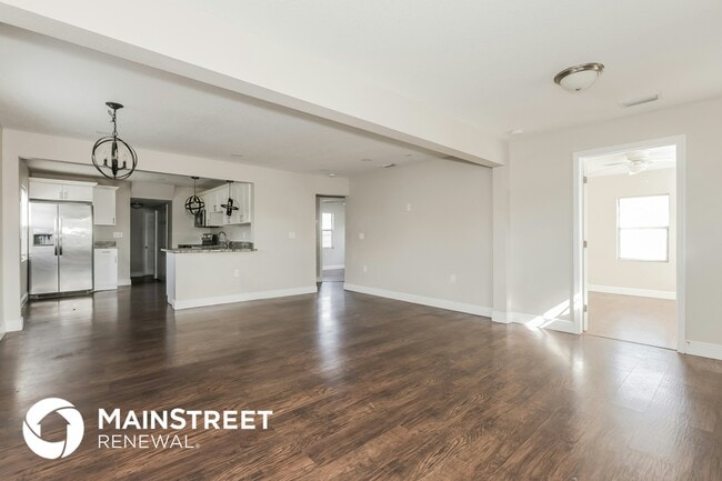 Photo - 4917 Emerson Ave S