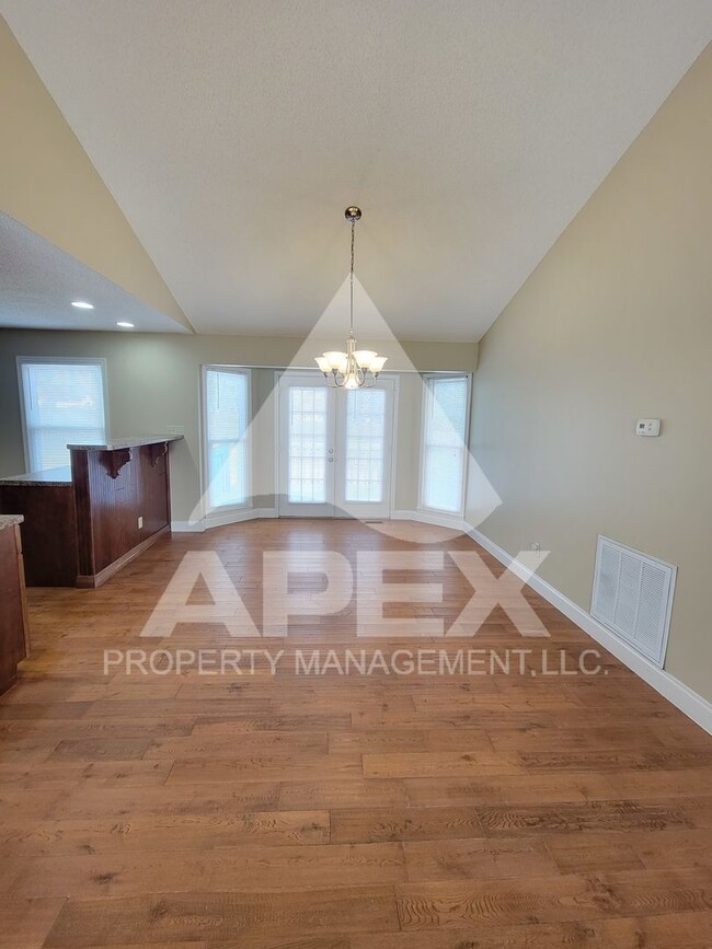 Photo - Beautiful 3Bd – 2Ba Single Family home on culdesac w/2 Car Garage in Powell off Emory Road!