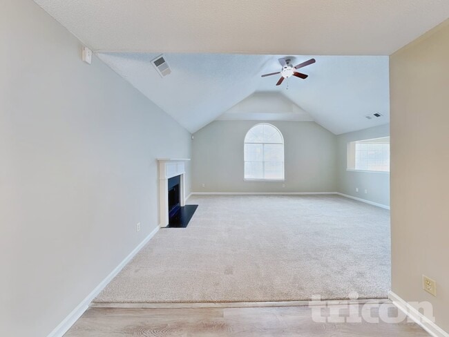 Photo - 6053 Crooked Creek Dr.