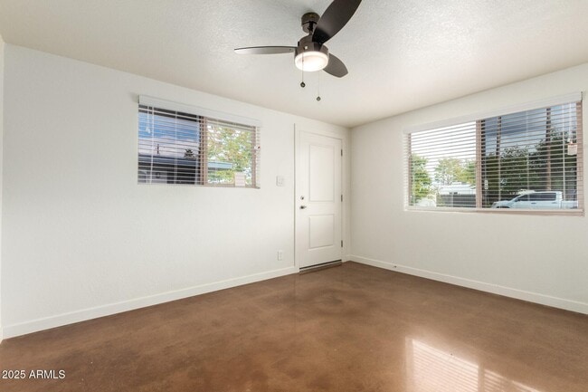 Photo - 616 S Bellview Unidad C