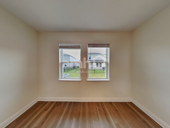 Photo - 5980 Pinewood Ests Dr