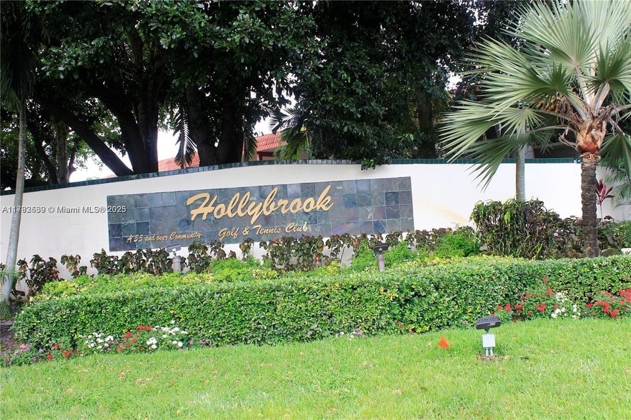 Photo - 8941 S Hollybrook Blvd