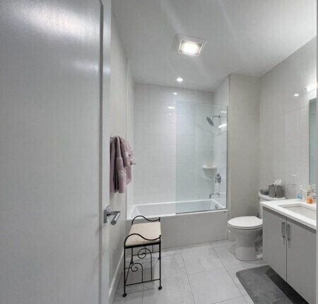 Photo - 434 McGrath Hwy Unidad 414