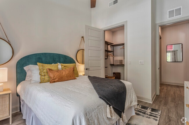 2HAB, 2BA - 1057 ft² B1 - Habitación - Isaac Apartments