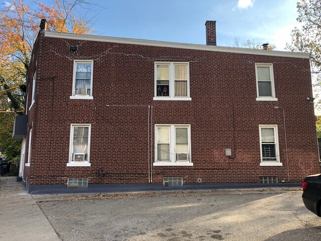 3235 Jefferson Ave
