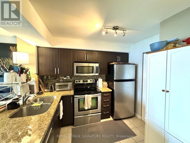 Photo - 323 Richmond St E Unit 1010