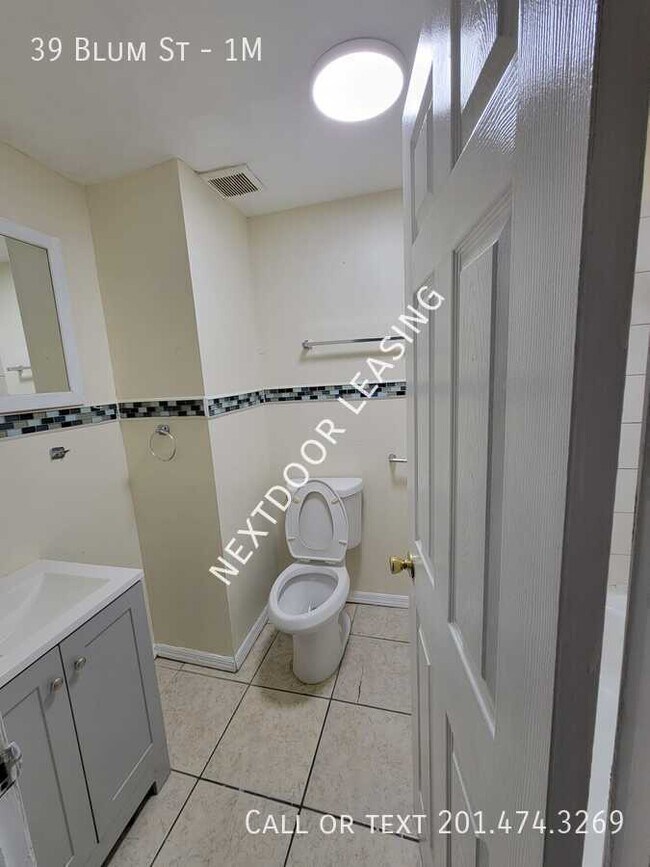 Photo - 39 Blum St Unit 1M