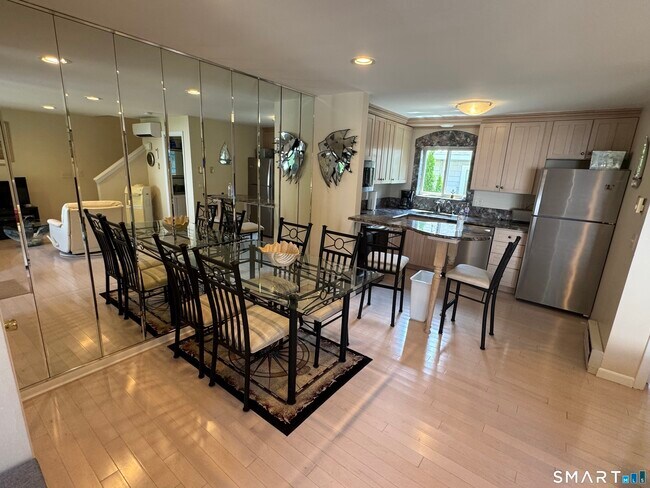 7 Clearwater Ln Unit 7