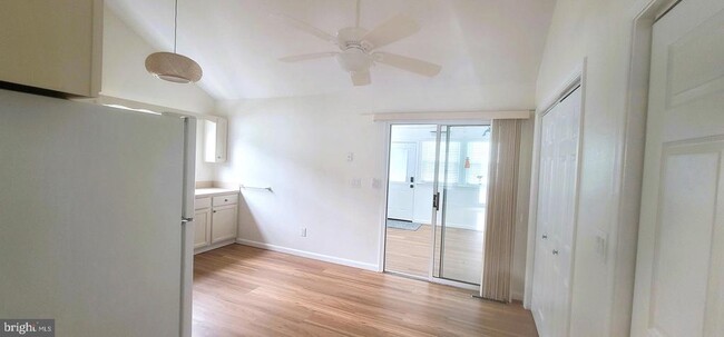 Photo - 38518 S Hampton Dr