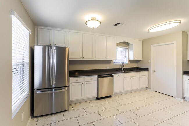 Photo - 6945 Meadow Way Ln