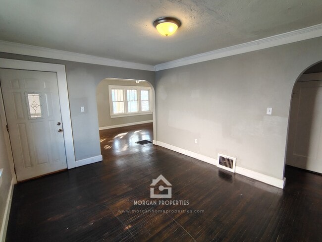 Photo - 620 E 31st St