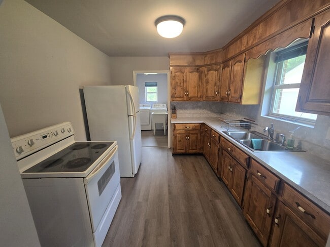 Photo - 793 Tommy Miller Rd