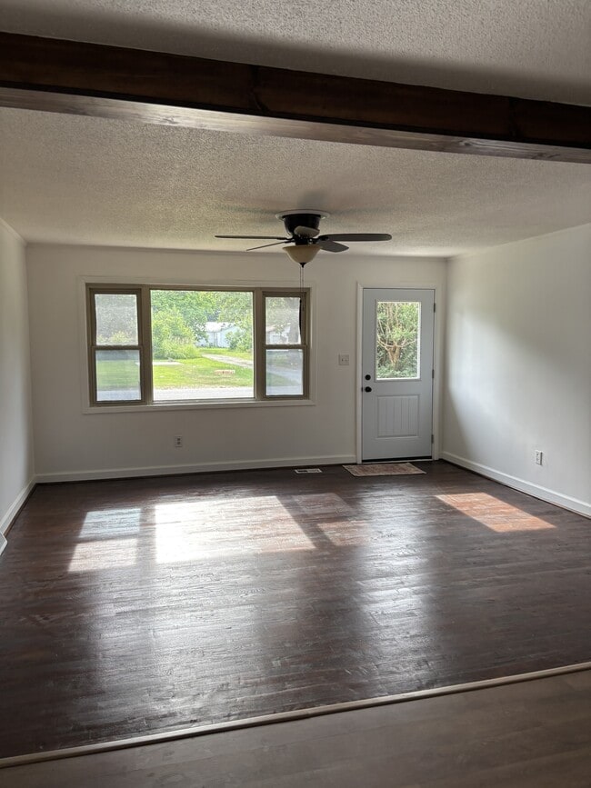 Photo - 307 N 12th Ave