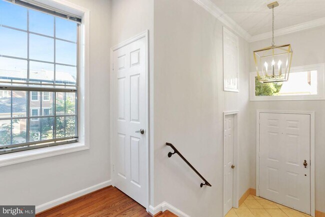 Photo - 1454 McLean Mews Ct
