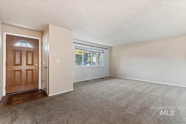 Photo - Updated Kuna Home with Private Backyard