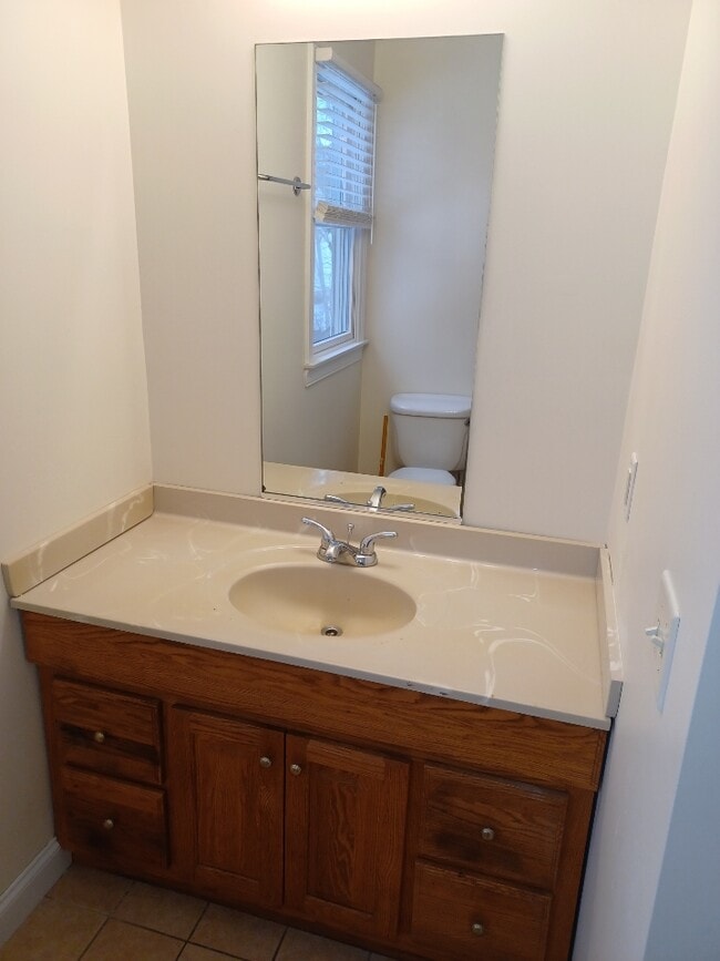 Photo - 26 Lone Tree Rd Unit A