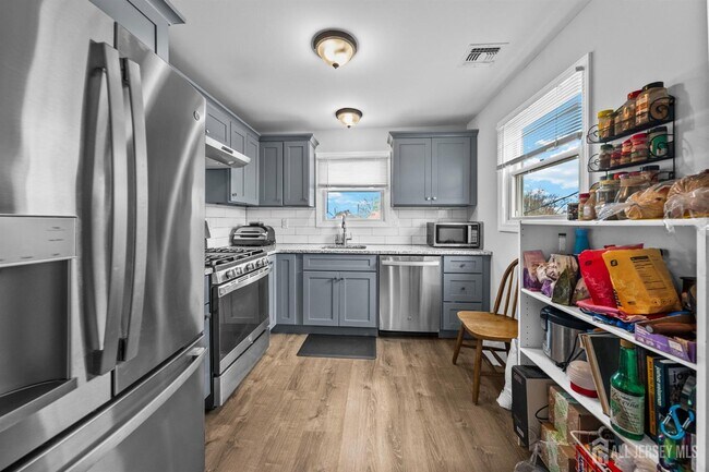 Photo - 816 King Georges Rd Unit 3