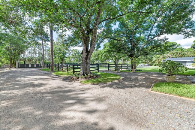 Photo - 15161 Collecting Canal Rd