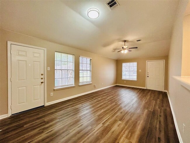 Photo - 8507 Apple Carrie Cove