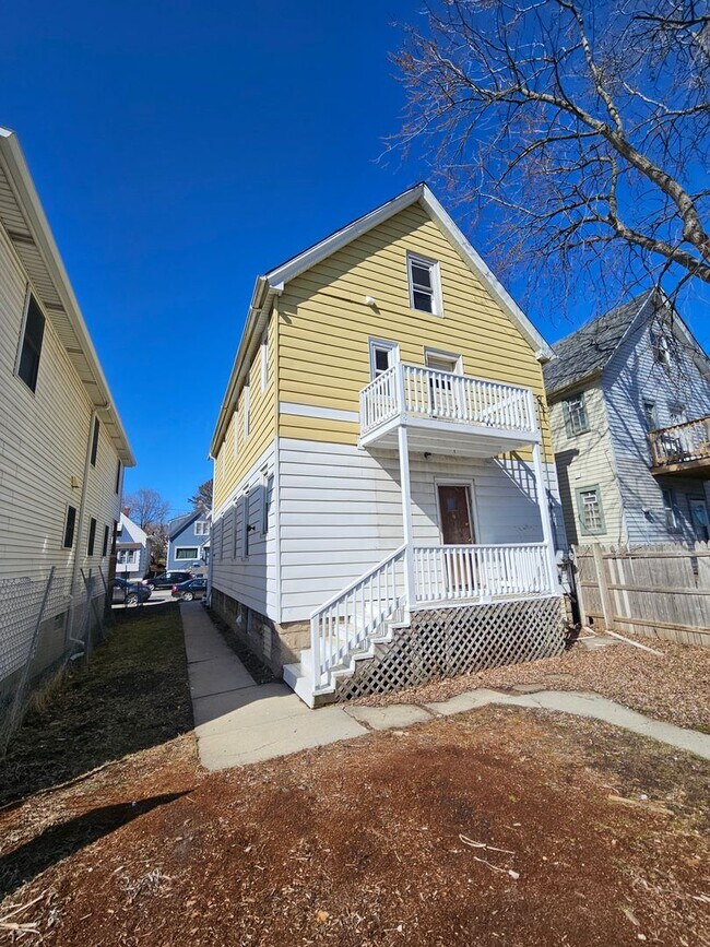 Photo - BNH- 2482 Unidad 2482