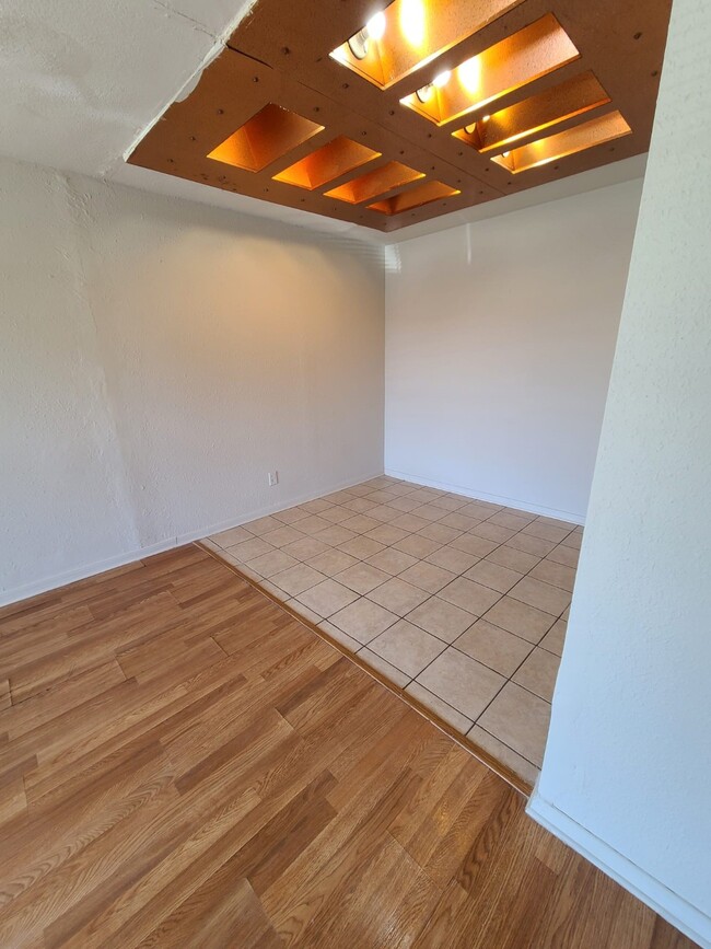 Building Photo - 500 Austin Rd Unit 3