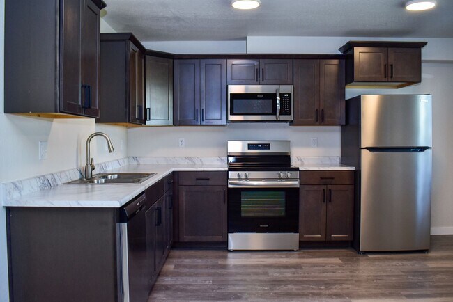 Photo - 1973 Sky Park Dr Unidad 1973 Sky Park #3