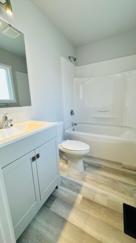 Photo - 8819-8102 102 Ave