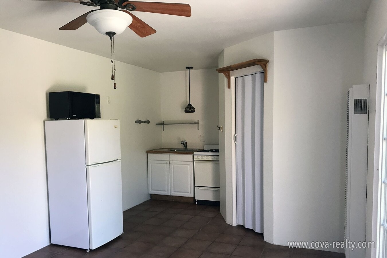 Photo - 724 W Roderick Ave Unit 724 1/2