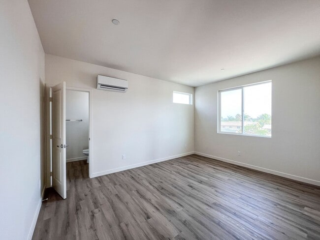 Photo - Vista Palmera