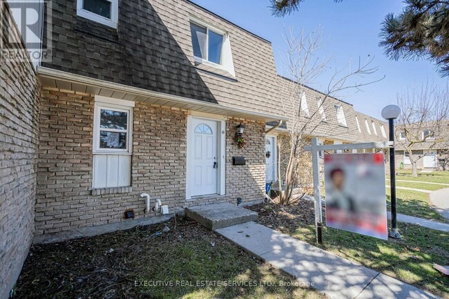 Photo - 131 Rockwood Ave