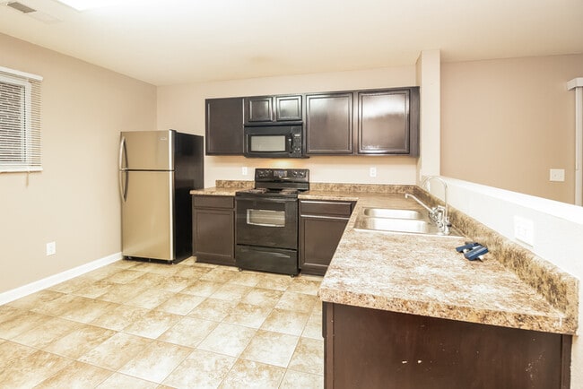 Photo - 192 Green Garden Dr