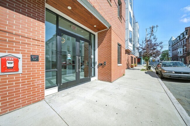 Photo - 25 2nd St Unit 206