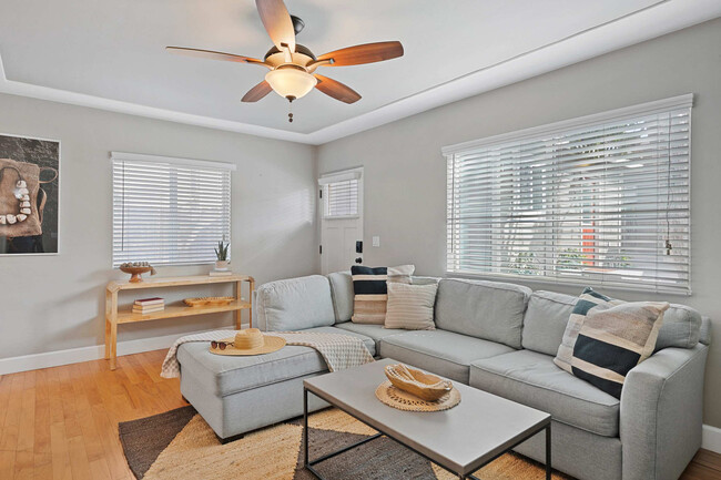 Building Photo - 4746 Del Monte Ave Rental