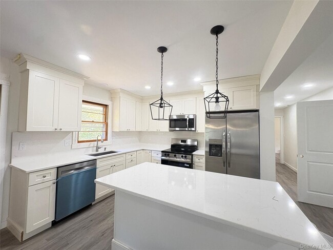 Photo - 27 Floral Dr