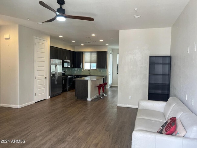 Photo - 2090 S Dorsey Ln Unit 1028