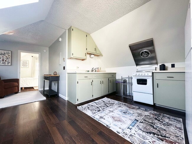 Photo - 13 Center St Unit 3