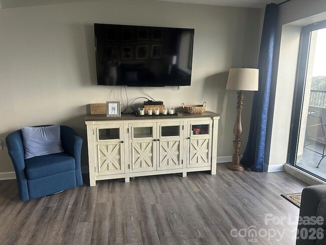 Photo - 303 Sugar Top Dr Unidad 3827