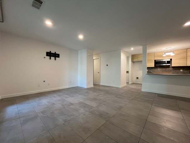 Photo - 1041 Churchill Downs Ct Unit C