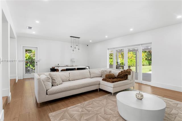 Photo - 7825 SW 72nd Ave