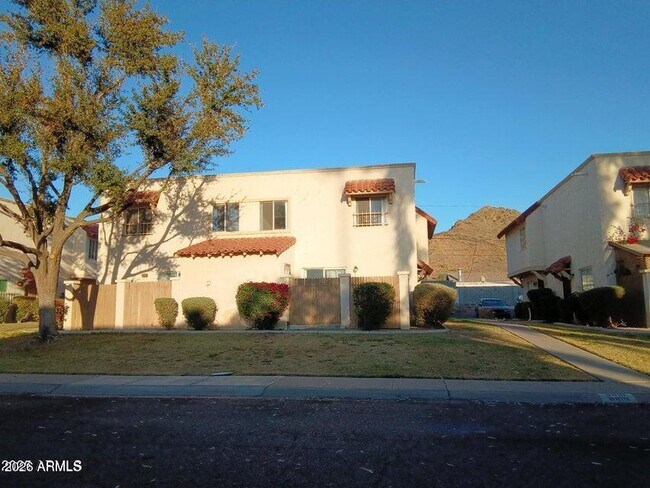 Photo - 8819 N 12th Pl