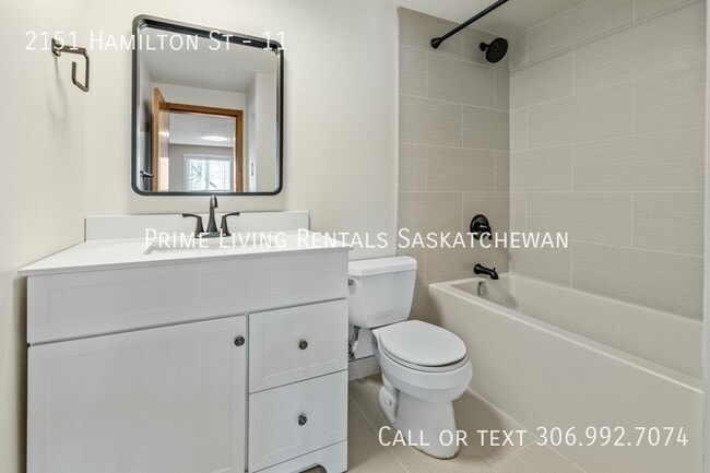 Building Photo - 2151 Hamilton St Unit 11